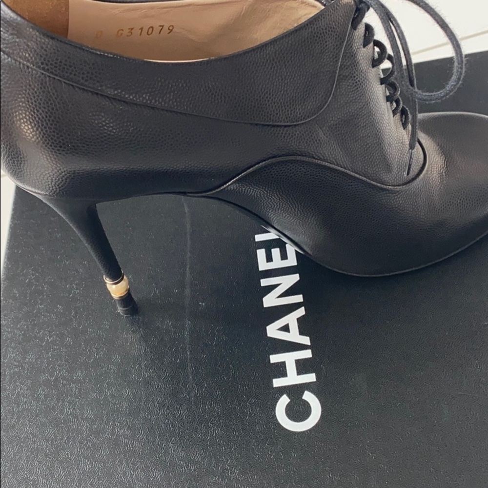 CHANEL lace up calfskin boots - Picture 13 of 14